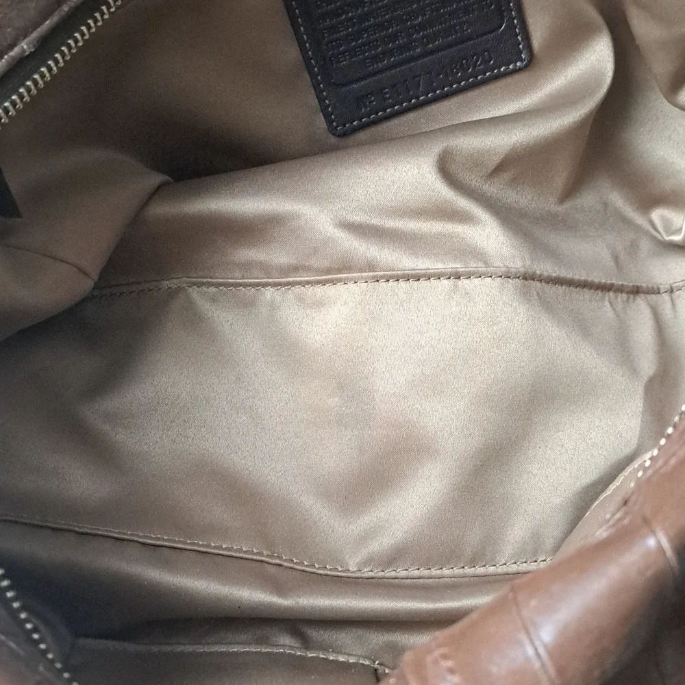 Coach Crocodile Embossed Chelsea Satchel /Crossbody Great Condition - Picture 9 of 14